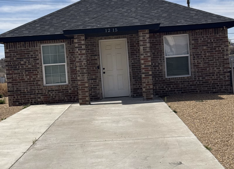 1215 N Monroe | Premier Homes