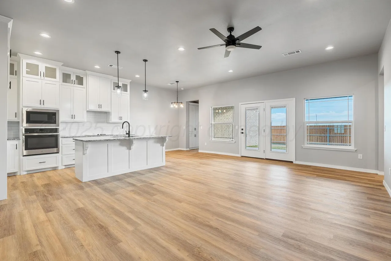 Financing hero image